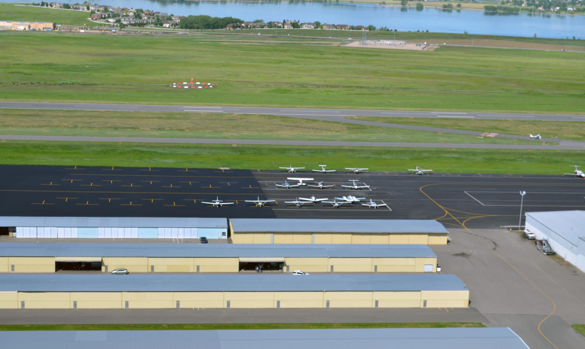 Hangars Northern Colorado Regional Airport FNL